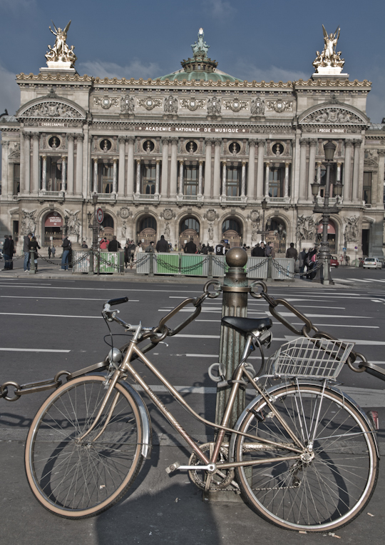 Le Palais Garnier: Opera & Architecture