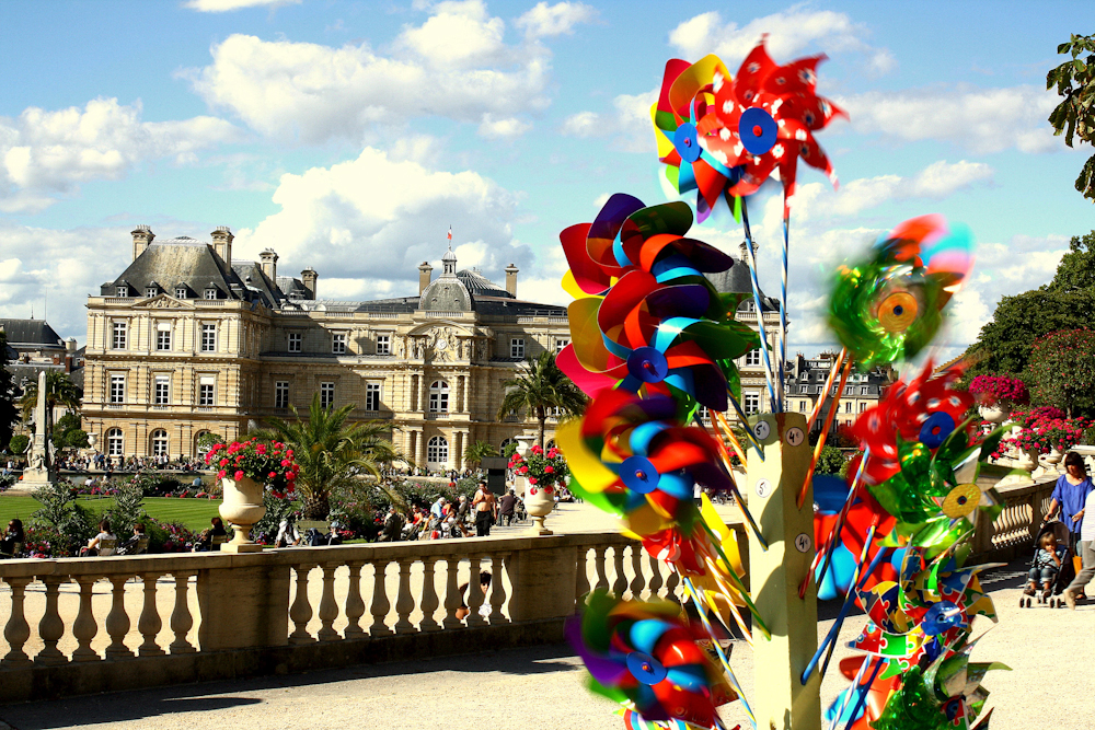 Can You Drink Alcohol in Public Places in Paris?