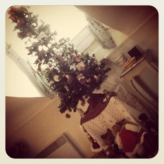 Happy Holidays from Paris Weekender!