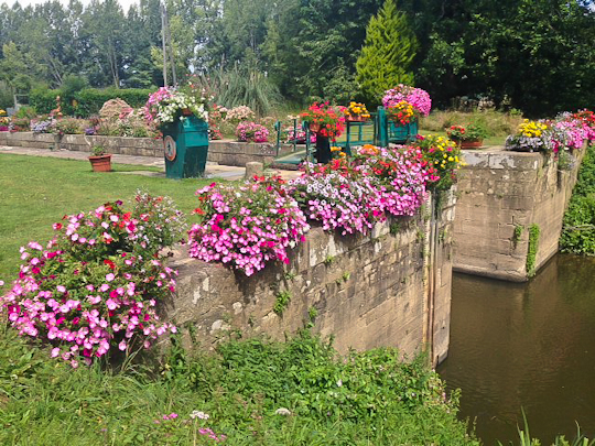 Cycling the Nantes-Brest Canal