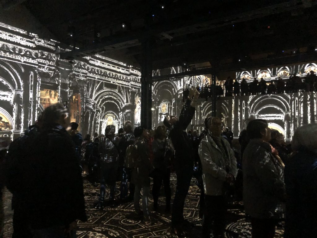 Klimt At The Atelier Des Lumieres Paris Weekender Klimt At The Atelier Des Lumieres Paris Weekender